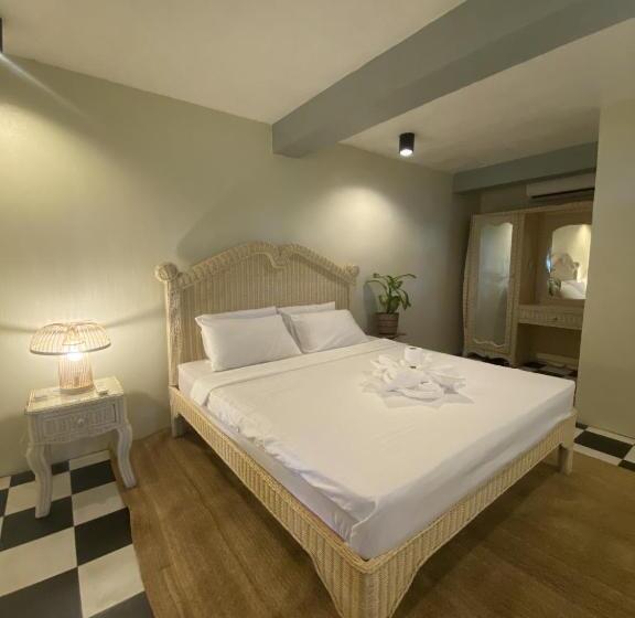 חדר סטנדרט עם מיטת קינג, Tahanan Resort