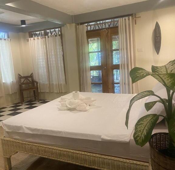 חדר סטנדרט עם מיטת קינג, Tahanan Resort