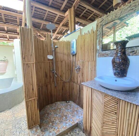 חדר סטנדרט עם ג'קוזי, Tahanan Resort