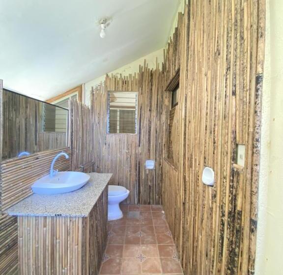 סוויטת דלוקס נוף לים, Tahanan Resort