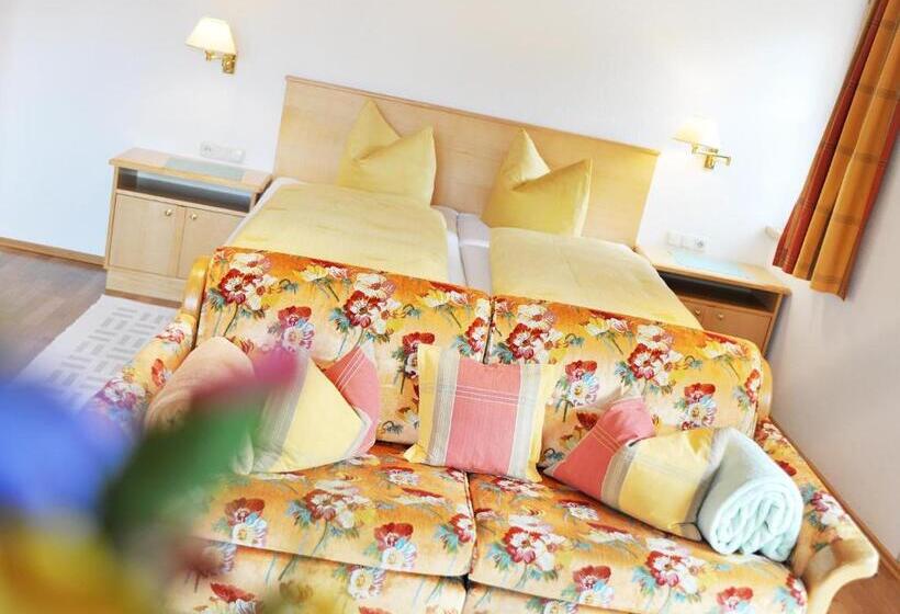 スーペリアトリプルルーム, Pension Alwin