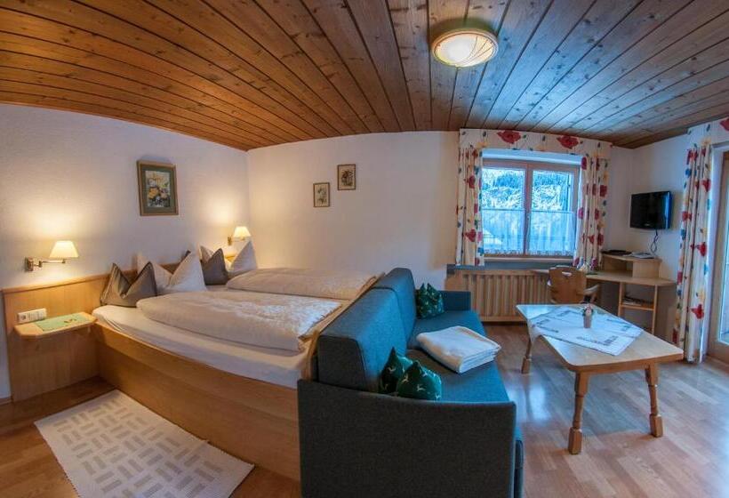 スーペリアトリプルルーム, Pension Alwin