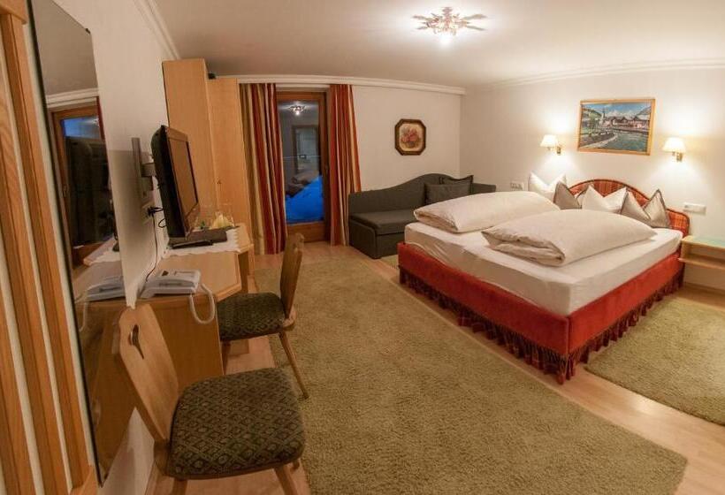 スーペリアトリプルルーム, Pension Alwin