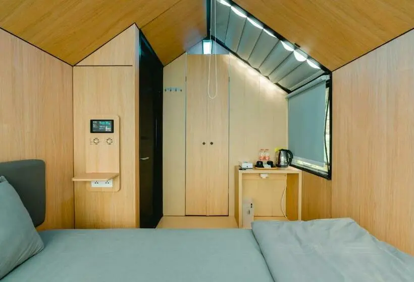 Deluxe Zimmer, Bobocabin Cikole, Bandung