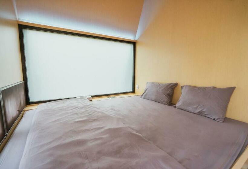 스탠다드 룸 공동 욕실, Bobocabin Cikole, Bandung