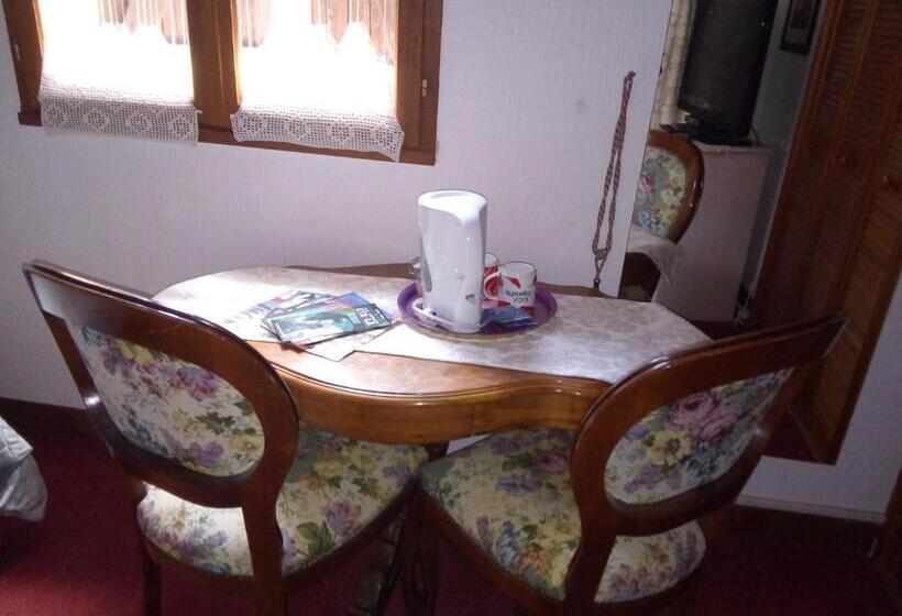 マウンテンビュースタンダードルーム, Chambre Chez Sylvie