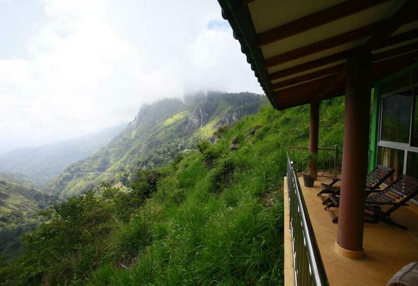 带大床的标准间, Green Hill