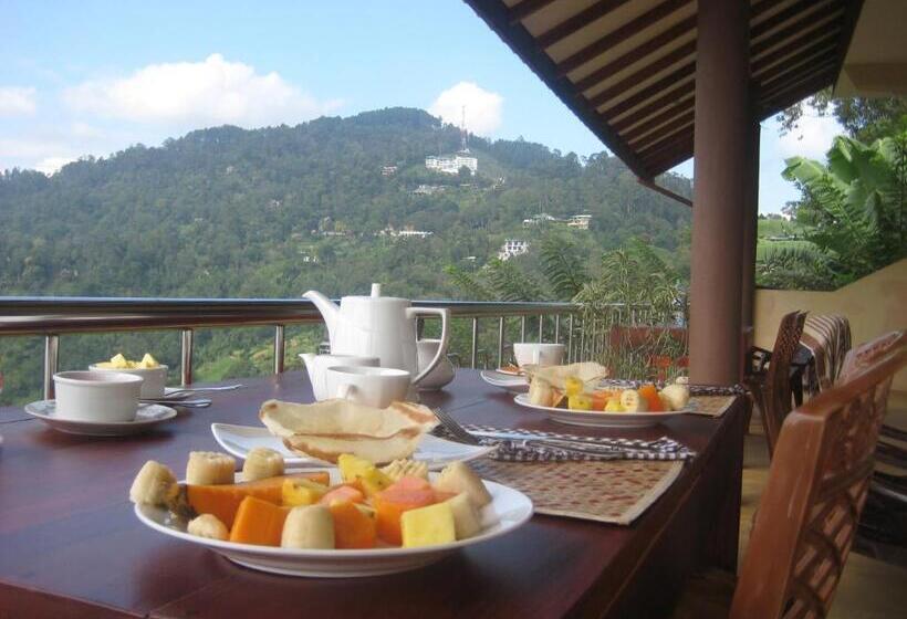 디럭스 전망 룸, Green Hill