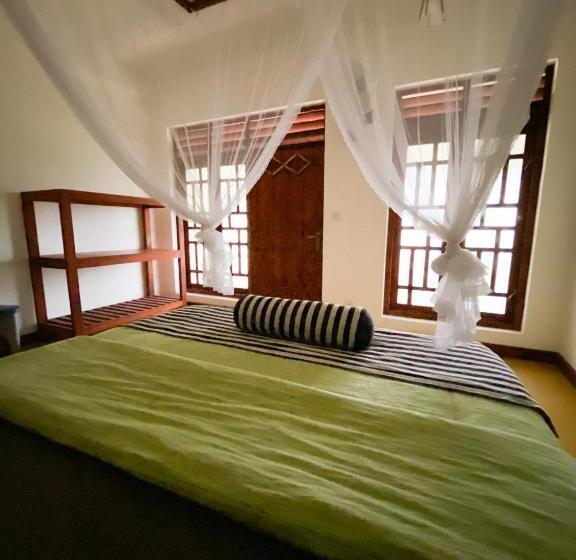 스탠다드 룸 산 전망, Green Hill