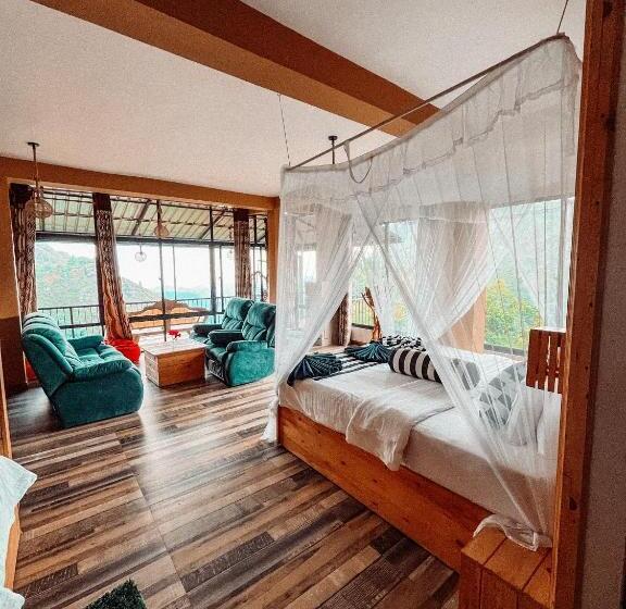 수피리어 패밀리 룸, Green Hill