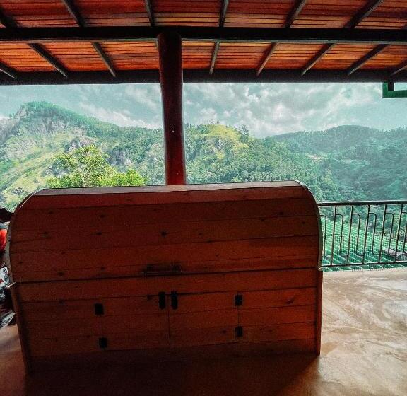 豪华家庭房间, Green Hill