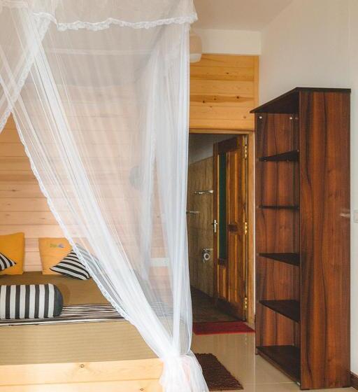 디럭스 전망 룸, Green Hill