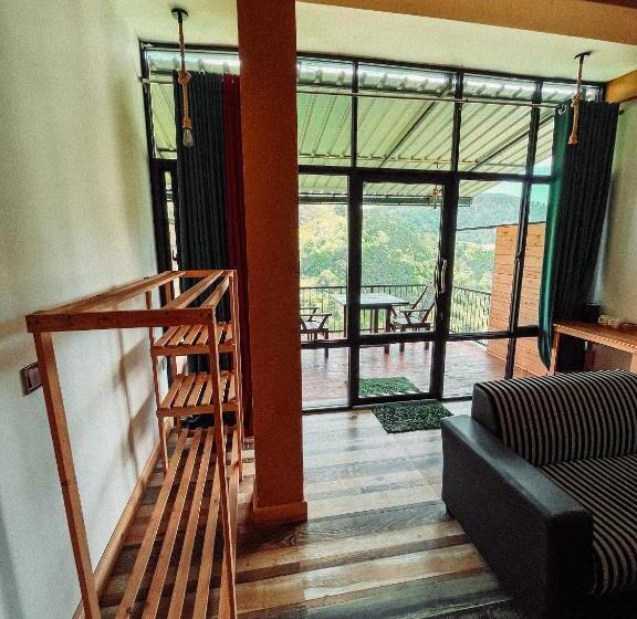 발코니 디럭스 룸, Green Hill