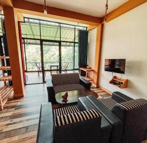 발코니 디럭스 룸, Green Hill