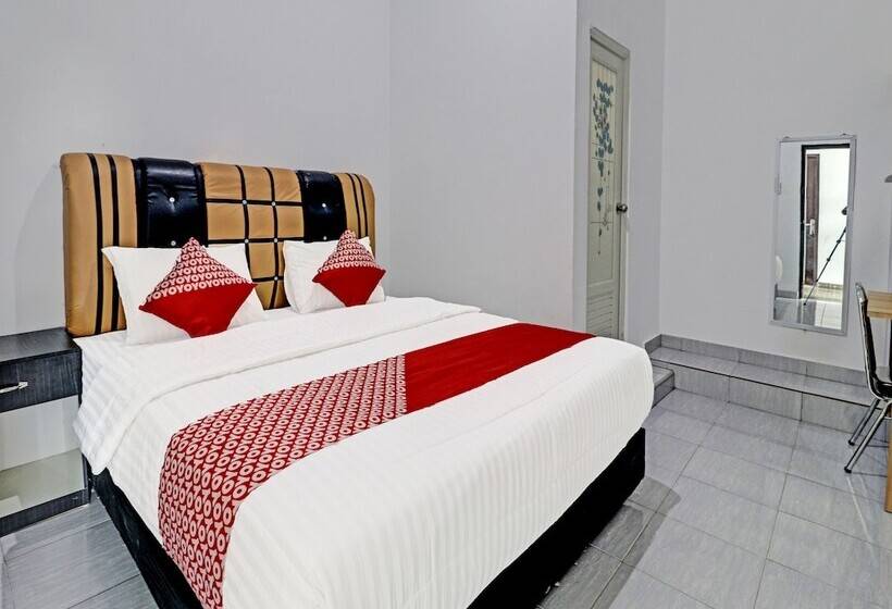 Номер Deluxe, Oyo 91203 Naufal Residence Syariah