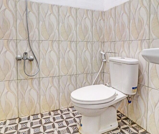 Delüks Oda, Oyo 91203 Naufal Residence Syariah