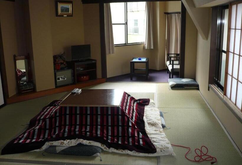 패밀리 룸 공용 욕실, Oyado Nozawaya