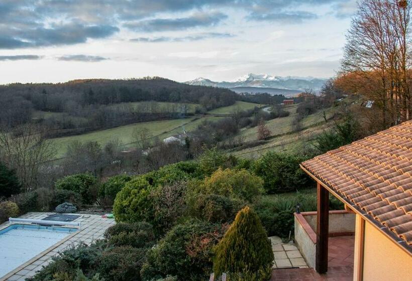 스탠다드 룸 산 전망, Belloréade Maison D Hôtes