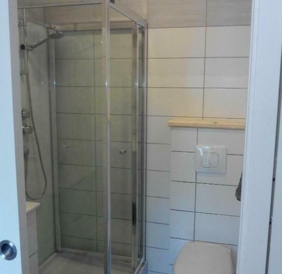 ガーデンビュースタンダードルーム, Chambres D Hôtes à Raveau