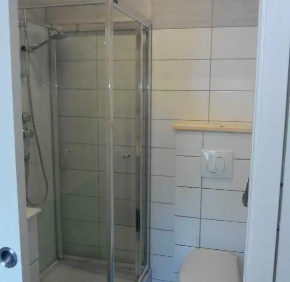 ガーデンビュースタンダードルーム, Chambres D Hôtes à Raveau