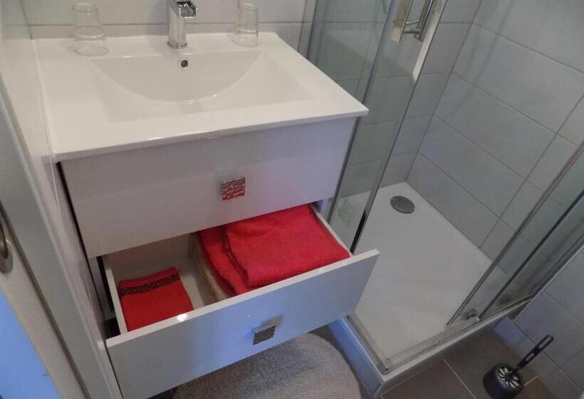 Стандартный Номер Кровать Кинг, Chambres D Hôtes à Raveau
