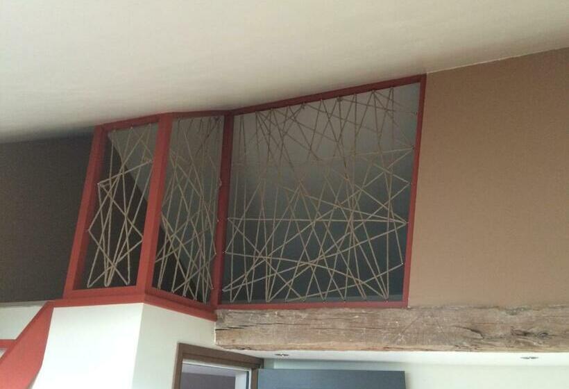 패밀리 룸, Demeure Des Pothières