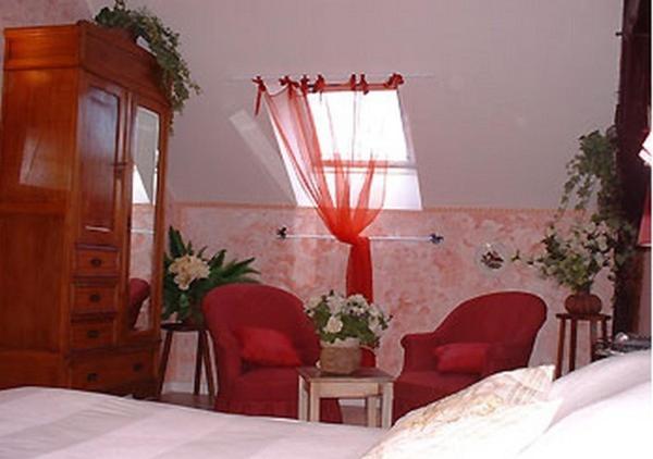 غرفة قياسية, Ferme Les Rousseaux