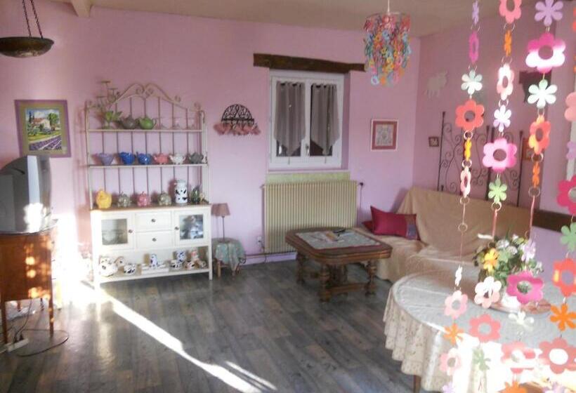 غرفة قياسية رباعية, Ferme Les Rousseaux