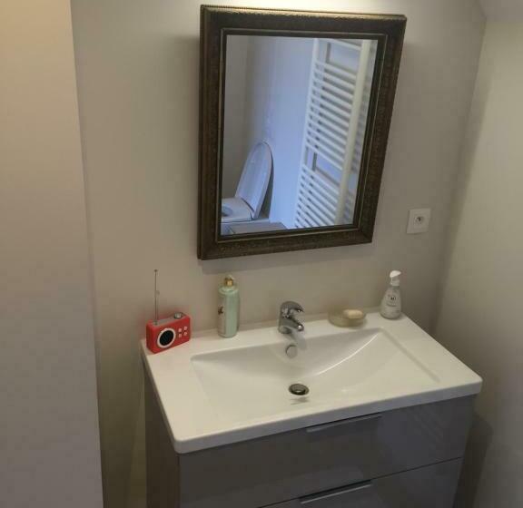 غرفة سوبيريور, La Carbonnière