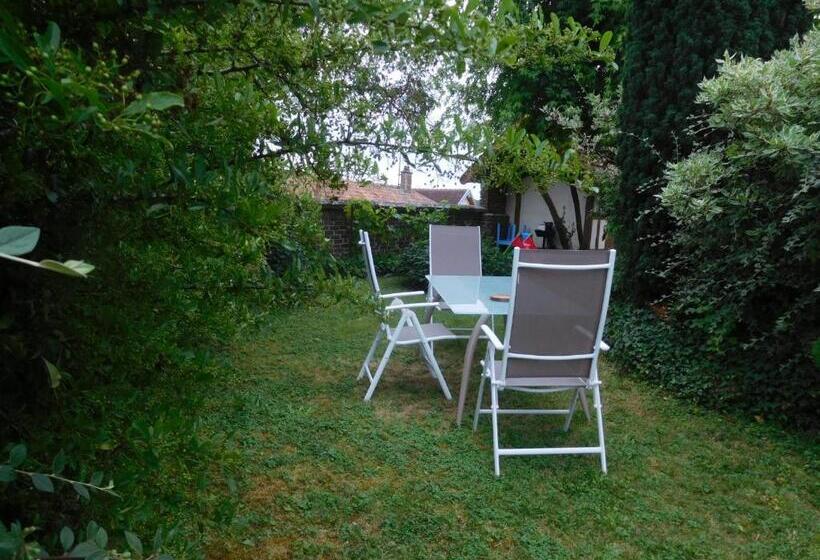 디럭스 룸, La Chambre D Amis La Costignieres