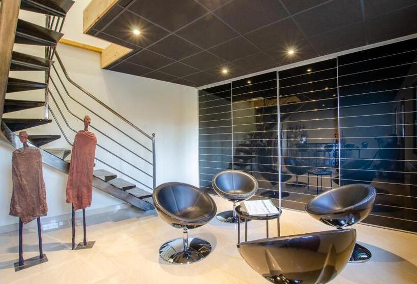 디럭스 스위트, La Chambre D Amis La Costignieres