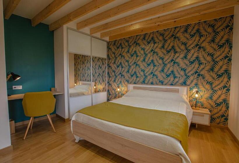 Люкс Повышенной Комфортности, La Chambre D Amis La Costignieres