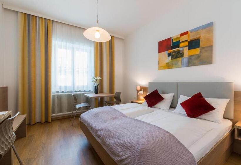 컴포트 룸, Berghamer S Gasthof