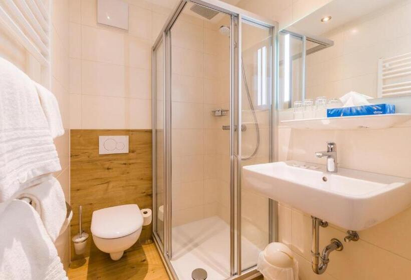 패밀리 룸, Berghamer S Gasthof