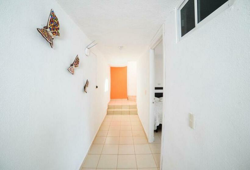 标准单人间, Mirador Del Castillo