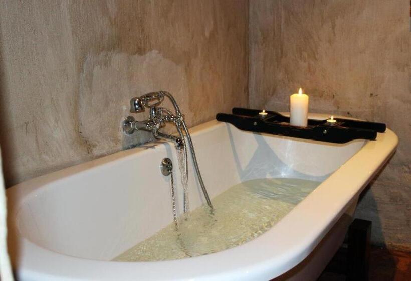 شاليه غرفة نوم واحدة, Gannabos Guest House