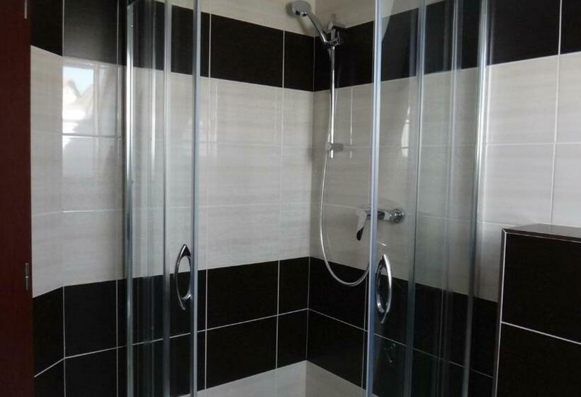 标准间, Penzión Melódia