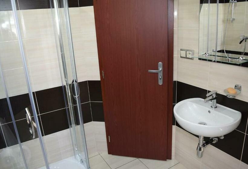 标准间, Penzión Melódia