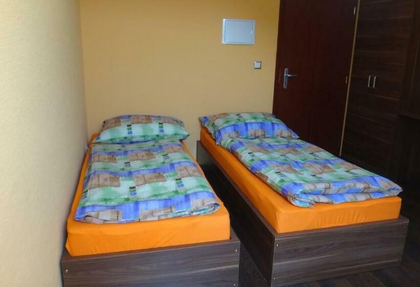 标准间, Penzión Melódia