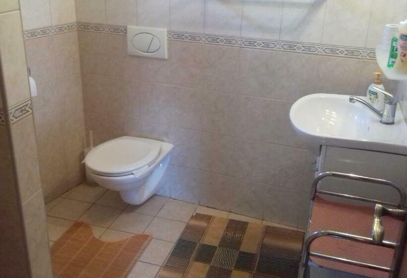 חדר סטנדרט לשלושה, Penzión Villa Agnes