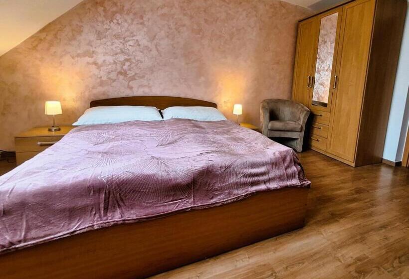 Номер Стандарт Трехместный, Penzión Villa Agnes