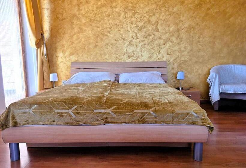 סוויטה נוף לגינה, Penzión Villa Agnes