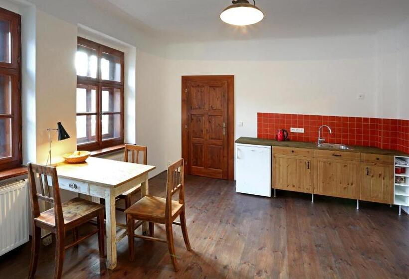 Люкс, Penzion U Lasíků