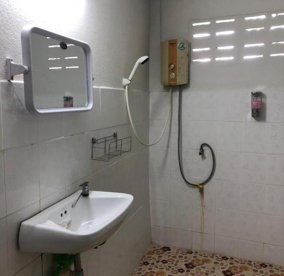 Standard Szoba, Pimpa House พิมพาเฮาส์