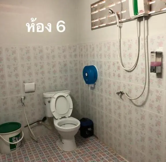 スタンダードトリプルルーム, Pimpa House พิมพาเฮาส์