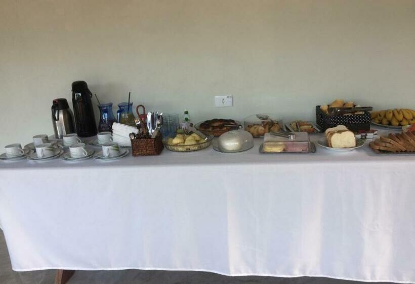 Studio Standard, Chales Sao Felix