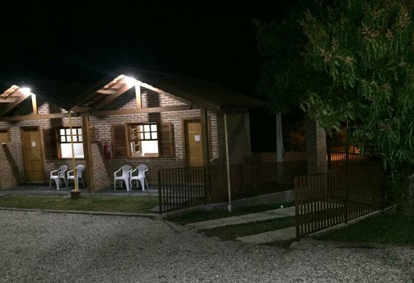 Studio Standard, Chales Sao Felix