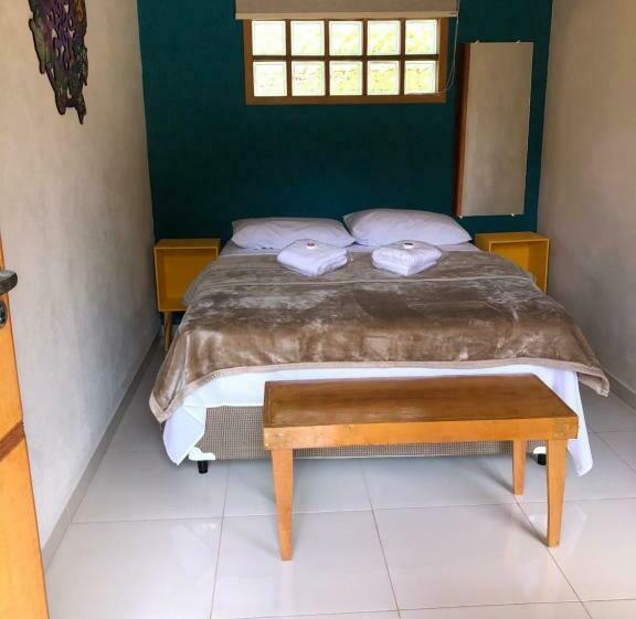 Studio Standard, Chales Sao Felix