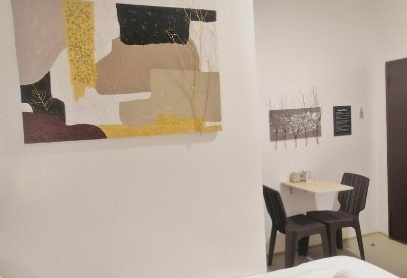 חדר דלוקס, Vg Pension And Residences