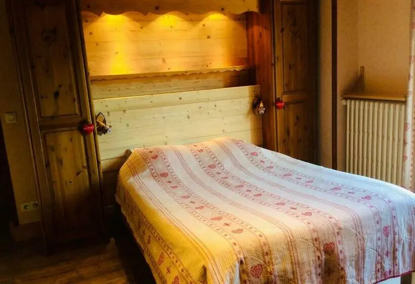 スタンダード４人部屋, Au Refuge De Blanche